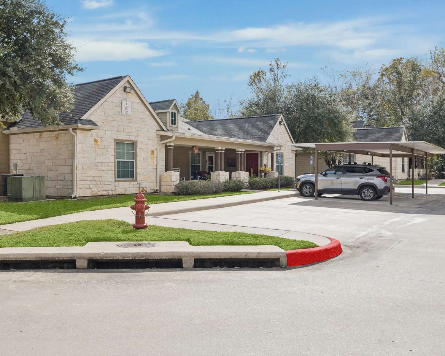Apartments in Liberty, Texas at Trinity Garden Apartment Homes