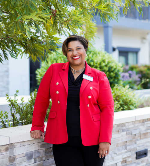 Manager of Merrill Gardens at Rolling Hills Estates in Rolling Hills Estates, California