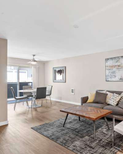 Apartments in Campbell, California at Shadowcreek Apartment Homes