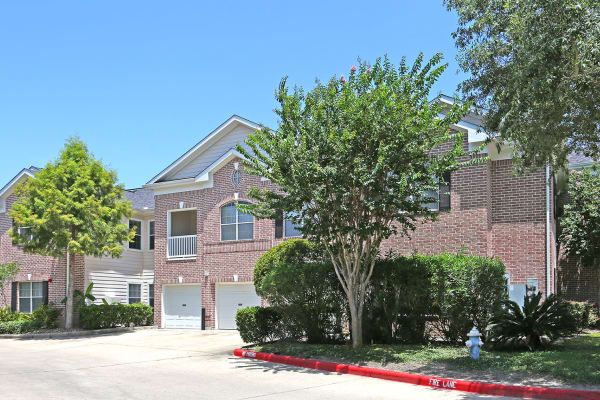 Apartment exterior view at Ashley House in Katy, Texas