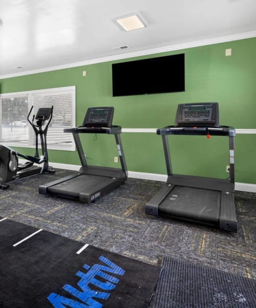 Fitness center at Woodbridge Apartments in Fort Wayne, Indiana