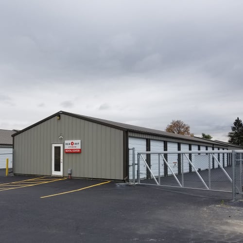 A rental kiosk at Red Dot Storage in Cortland, Illinois