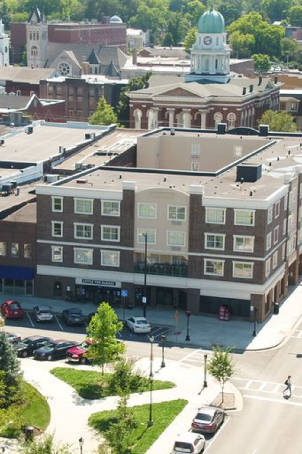 Aerial shot of Park Row Senior Apartments in Bowling Green, Kentucky