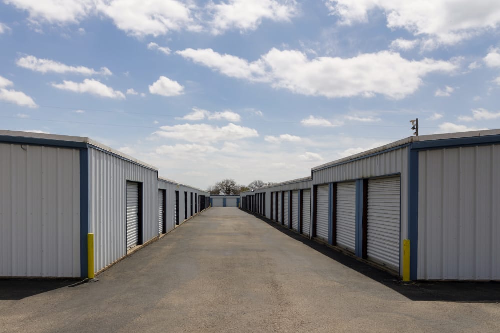 View our list of features at KO Storage in Granbury, Texas