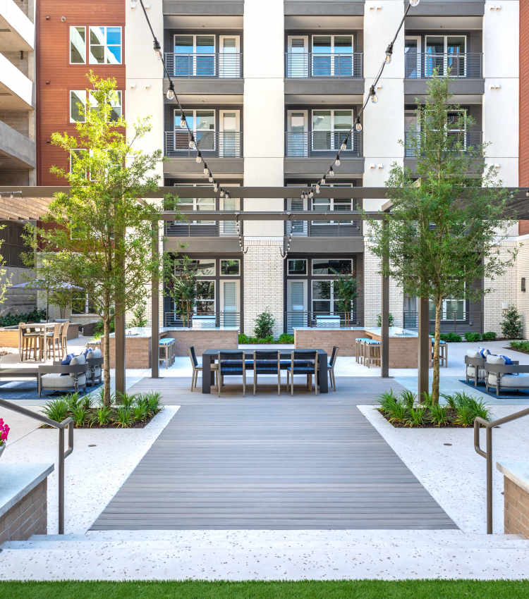 Charming community view at Cornell Midtown in Dallas, Texas