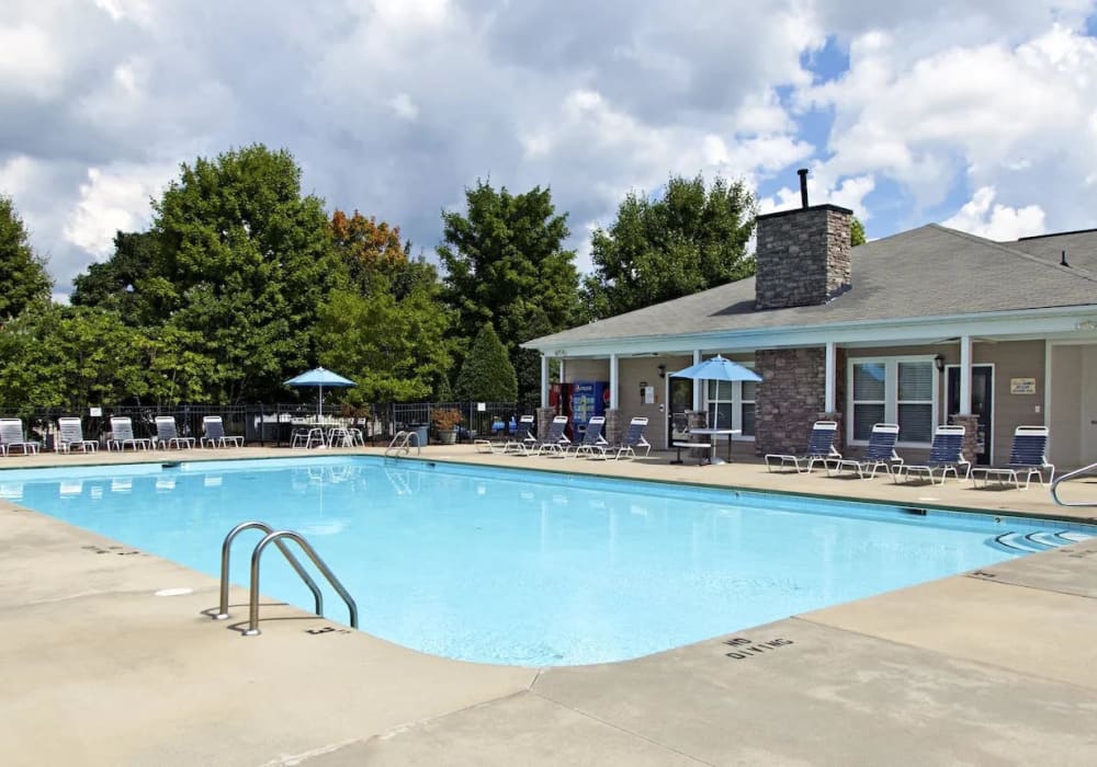 Enjoy Apartments with a Swimming Pool at Fieldstone Apartment Homes in Mebane, North Carolina