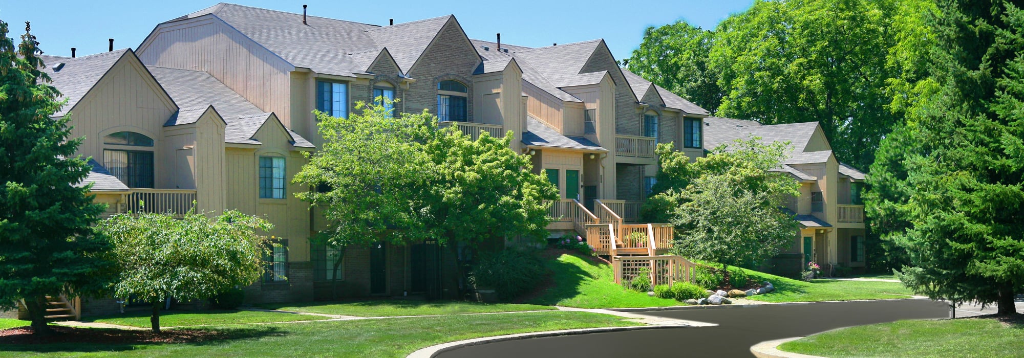 Saddle Creek Apartments in Novi, Michigan