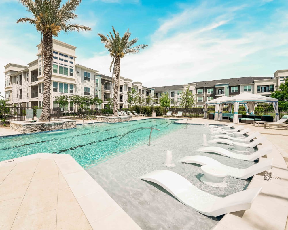 Resort-style swimming pool of 29th Street Capital