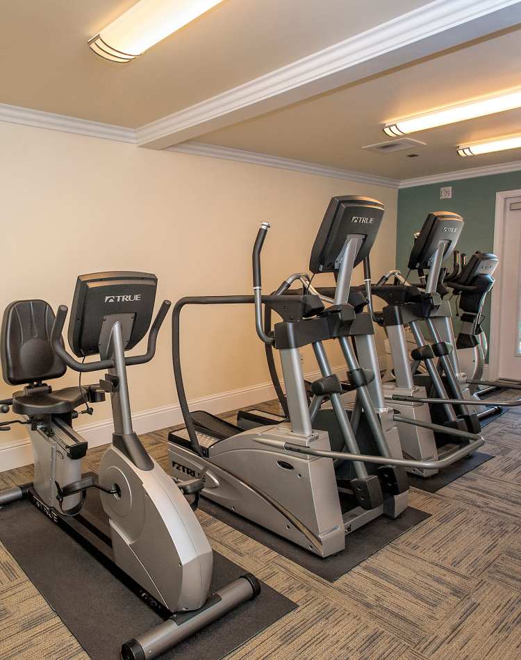 Community Amenities at Regency Plaza Apartment Homes in Martinez, California
