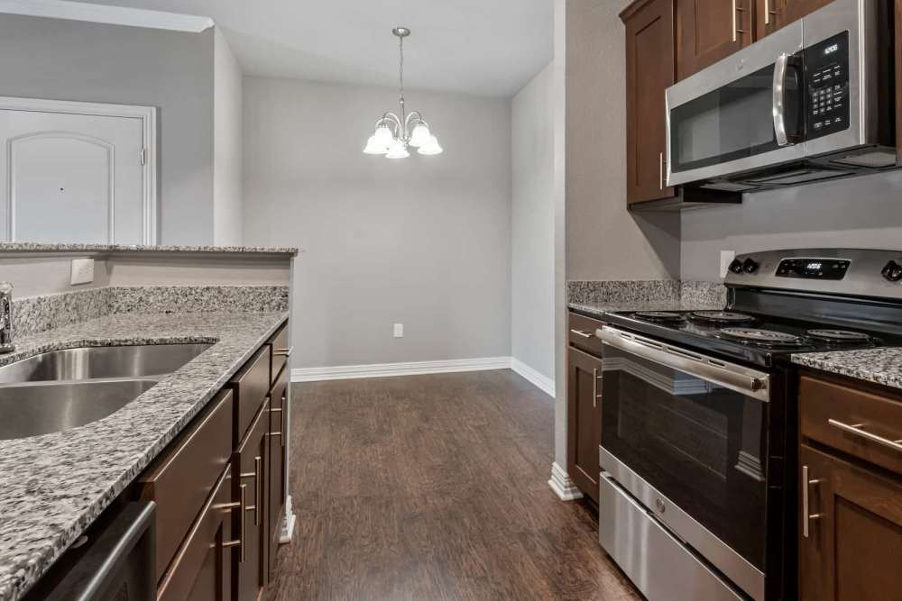 Upgraded energy efficient appliances in kitchen at Pine Creek in Paris, Texas