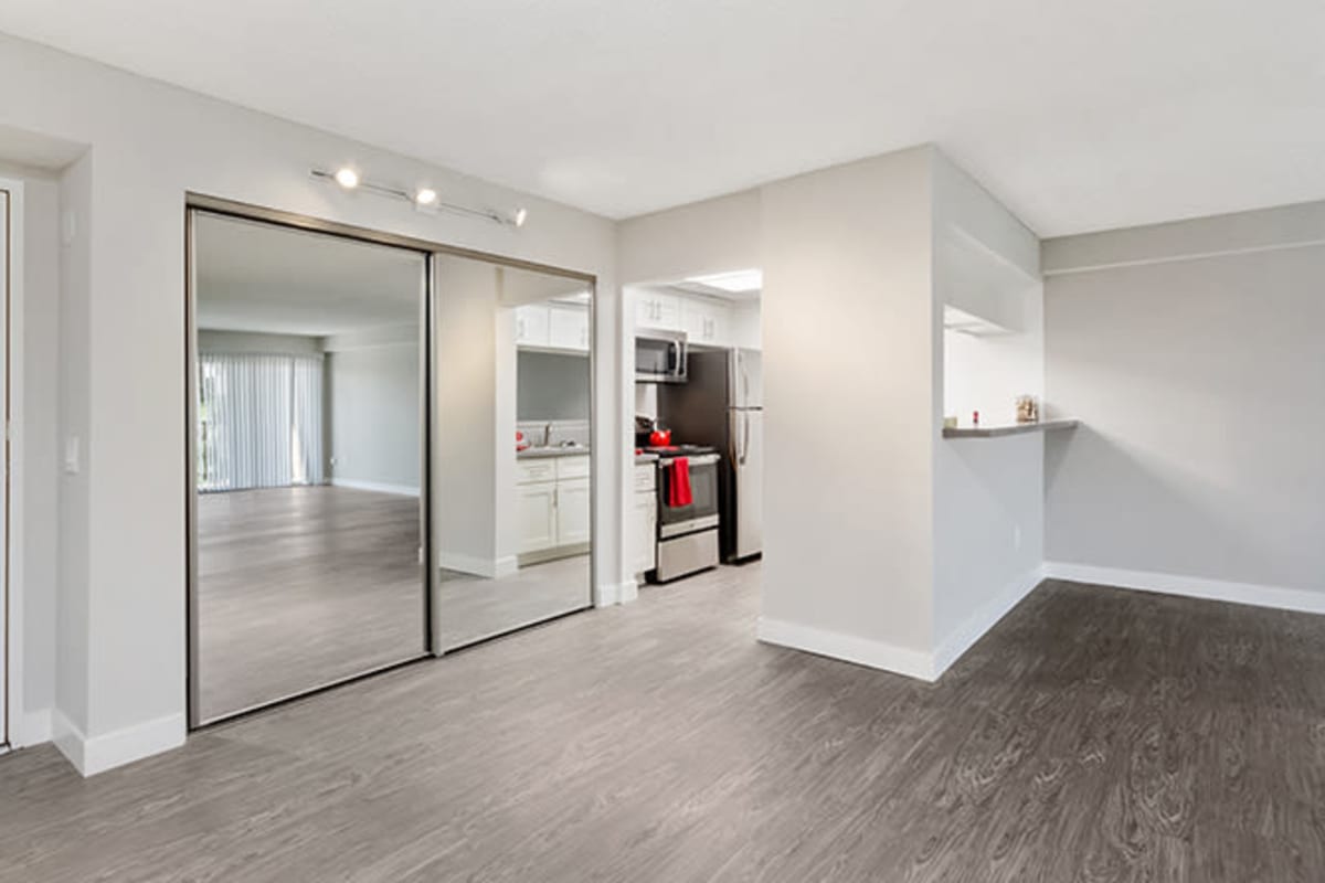 Apartment at Amanda Regency Apartments, Van Nuys, California