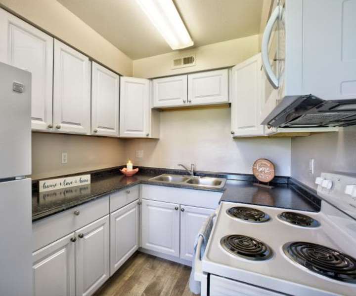 Kitchen with dishwasher at Howe in Sacramento, California