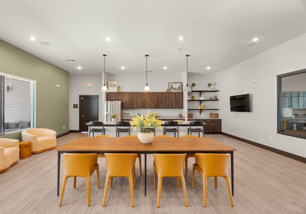 Clubhouse dining area with seating at Walnut Springs in Seguin, Texas