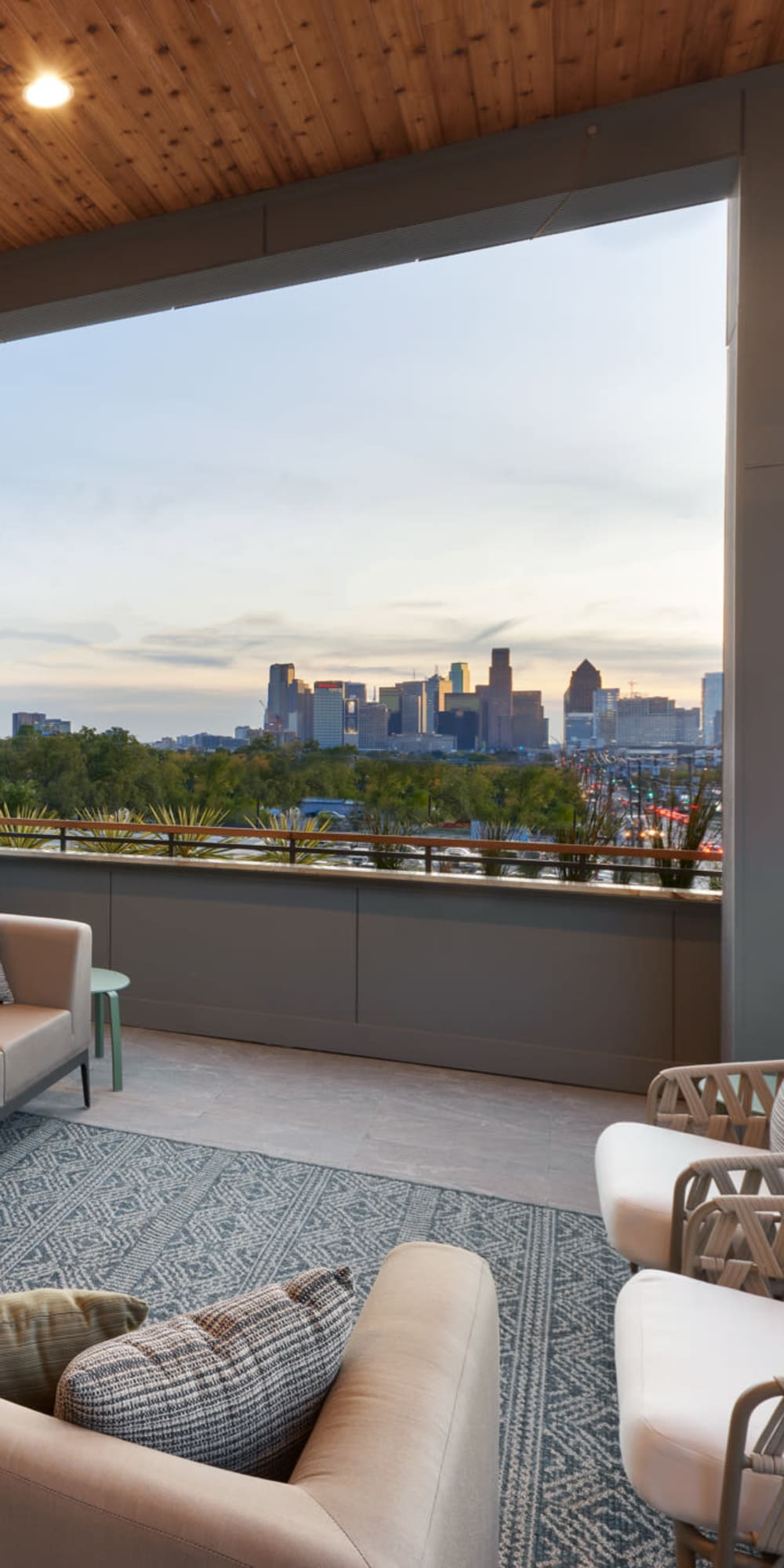 Apartments In Dallas Tx 4600 Ross