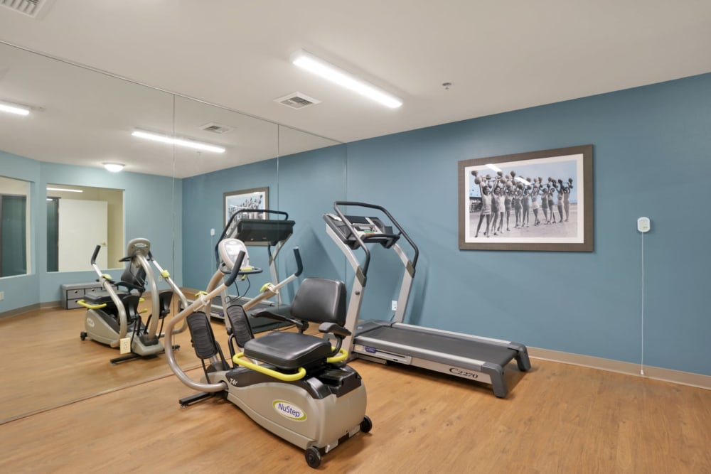 Exercise room at Mountlake Terrace Plaza in Mountlake Terrace, Washington