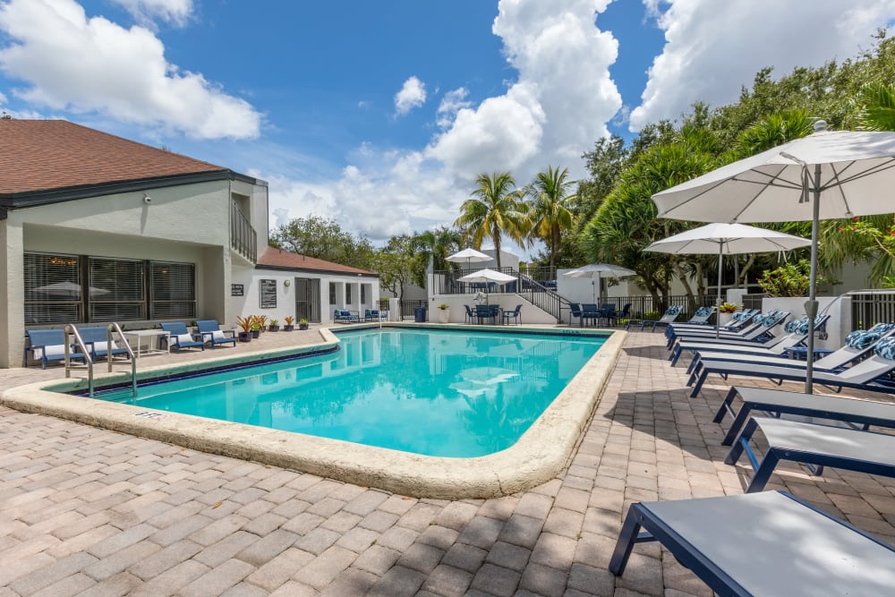 Swimming pool at Siena Apartments in Plantation, Florida