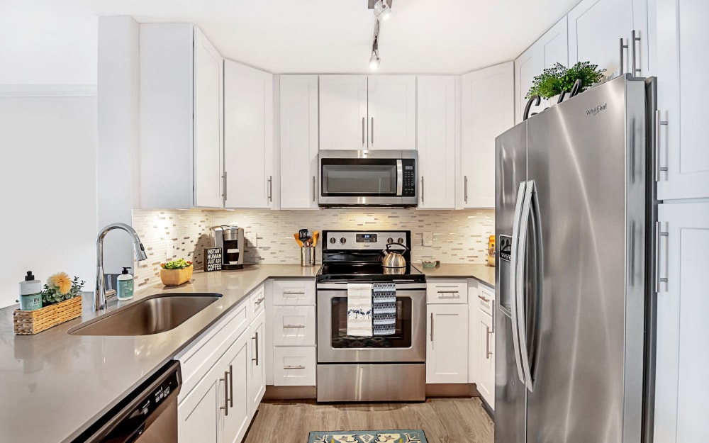 Apartments & Townhomes for Rent Miami Lakes, FL 6600 Main