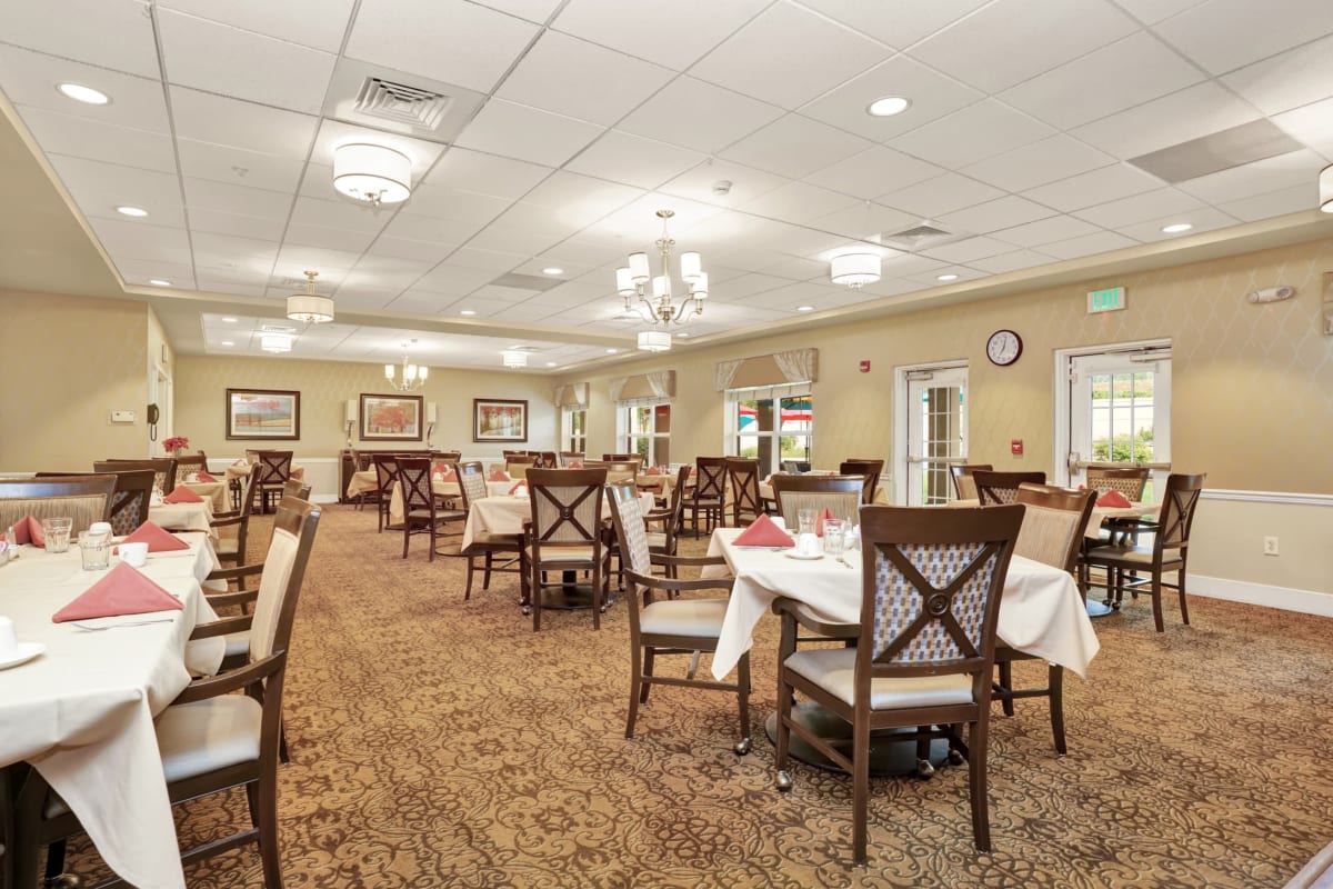 Dining room at The Inn at Greenwood Village in Greenwood Village, Colorado