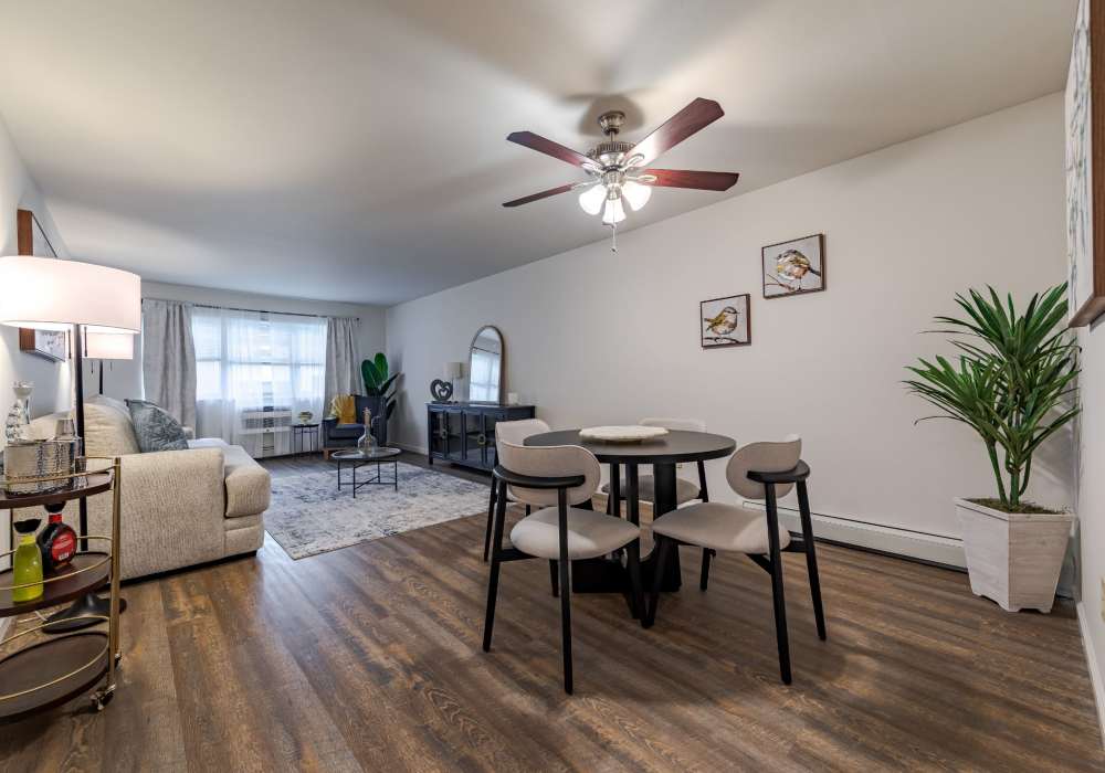 Modern kitchen of Park Apartments with pool in Bordentown, New Jersey