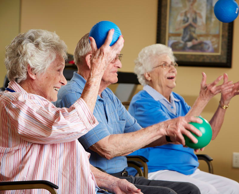 Residents playing a group game at Deer Crest Senior Living in Red Wing, Minnesota