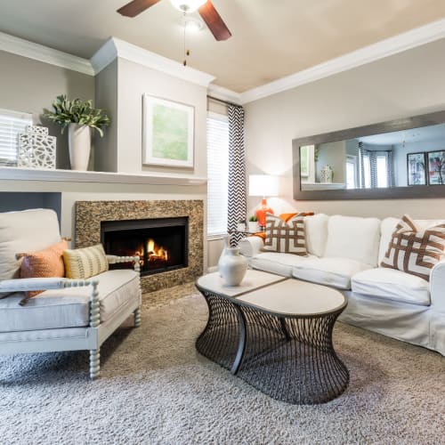 Flexible Lease Terms at Marquis at Stonegate in Fort Worth, Texas