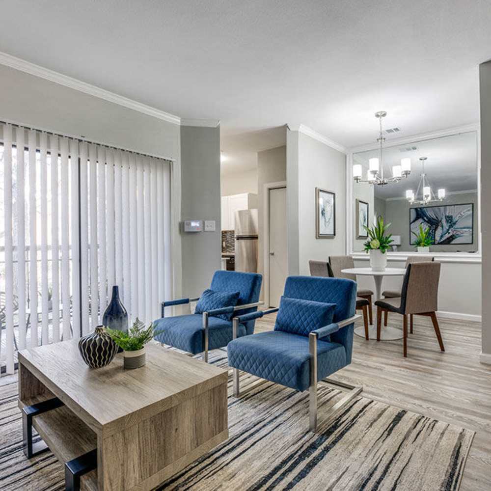Apartment living area at The Azul Apartments in Dallas, Texas