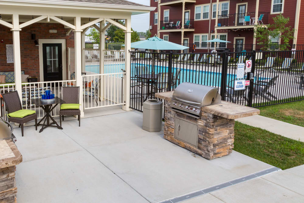 Cottleville, MO Apartments w/ a Pool, Gym & Washer/Dryers