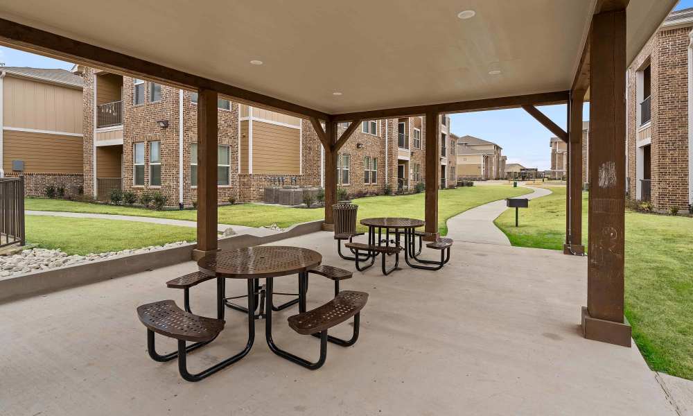 Breakfast seating area at Cedar Springs in Corsicana, Texas