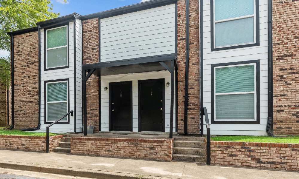 Exterior of an apartment at Commodore in Vicksburg, Mississippi