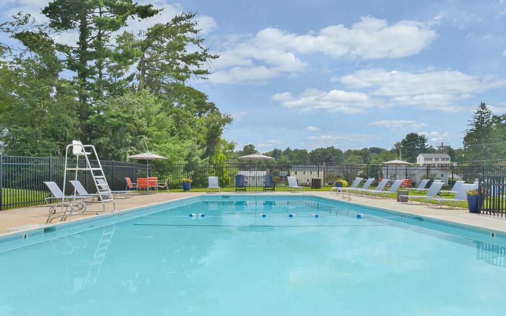 Swimming pool at Top Field Apartment Homes in Cockeysville, Maryland