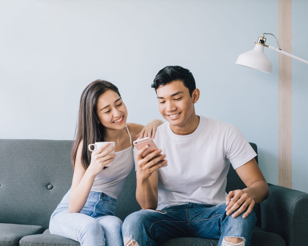 Residents looking at their social media at Sofi Shadowridge in Vista, California