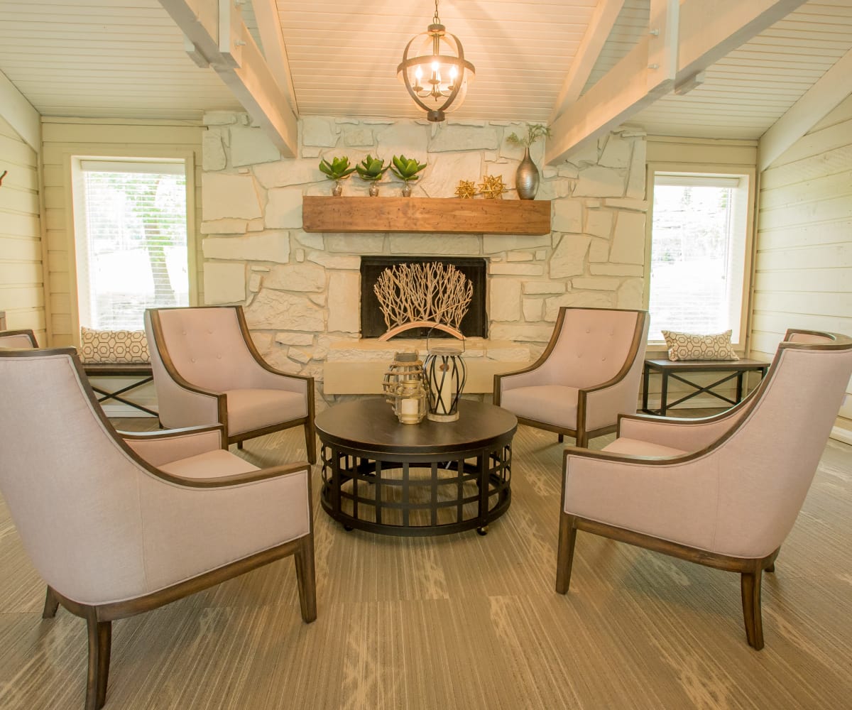 Clubhouse at Country Hollow in Tulsa, Oklahoma