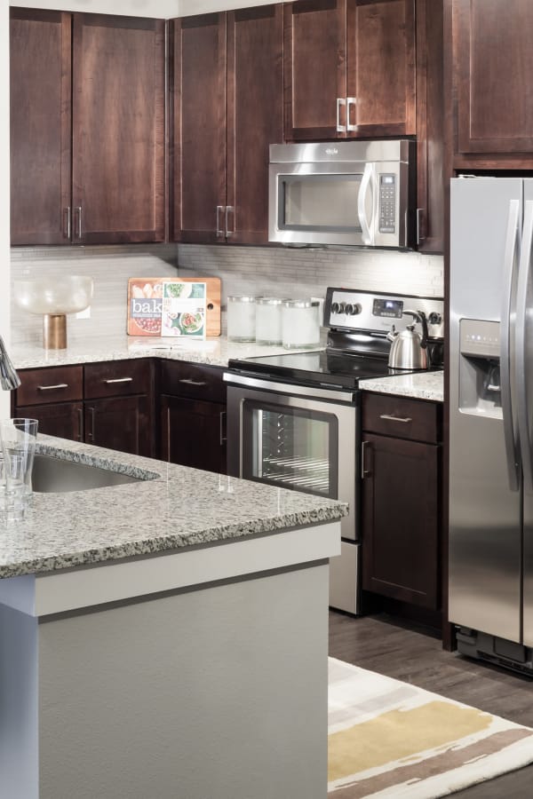 Beautiful kitchen at Berkshire Amber in Dallas, Texas