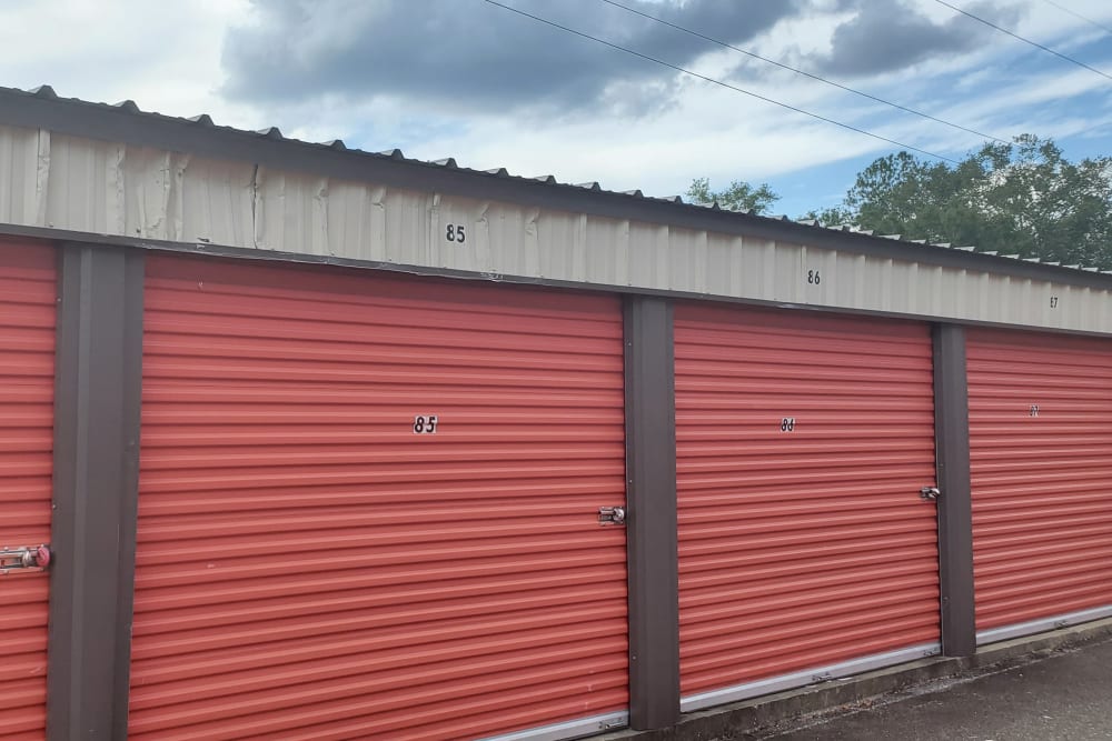 Exterior storage units at StayLock Storage in Leesburg, Georgia