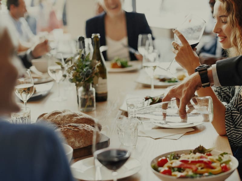 A fancy dinner table at The Pillars of Prospect Park in Minneapolis, Minnesota