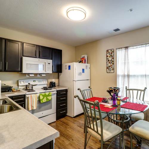 Kitchen with dining area at Parrish Greene in Estill, South Carolina