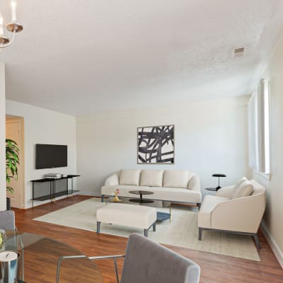 A bright living room at Pecan Crescent in Chesapeake, Virginia