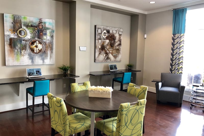 Lobby at Level at 401 in Raleigh, North Carolina