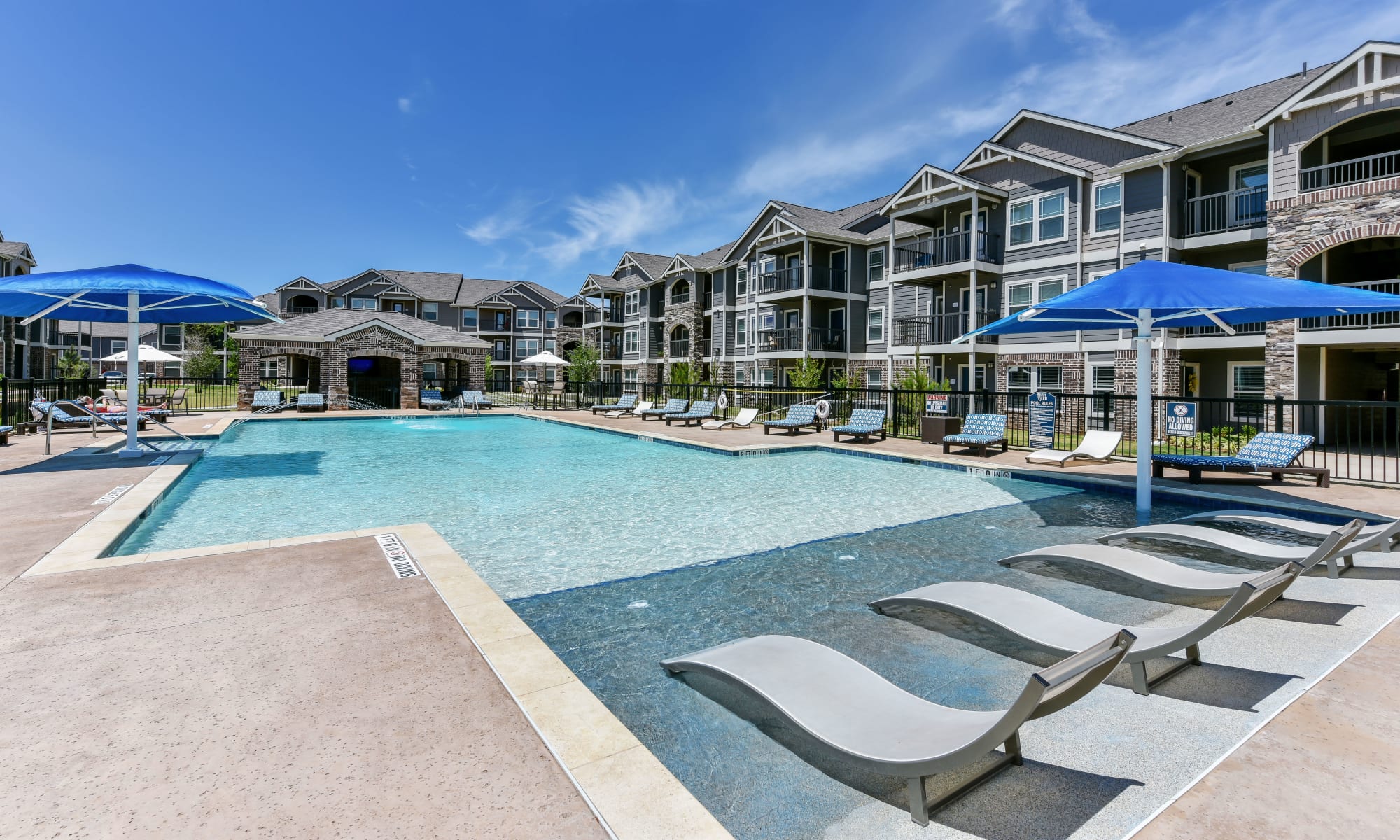 Cottages at Abbey Glen Apartments in Lubbock, Texas