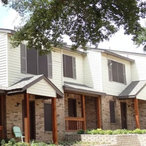 Stone exterior at Round Rock Townhomes in Arlington, Texas