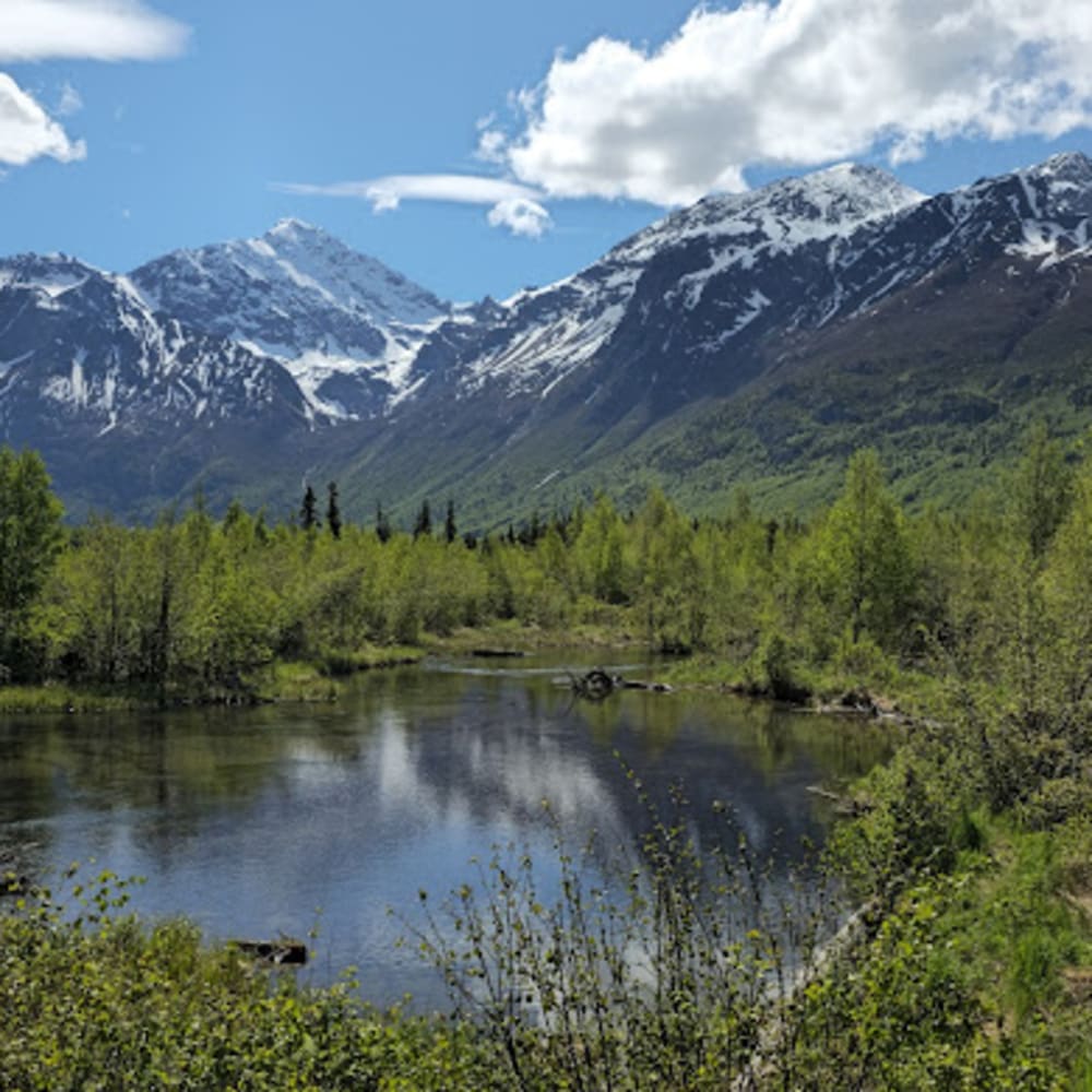 Beautiful lakes and mountains near River Retreat in Eagle River, Alaska