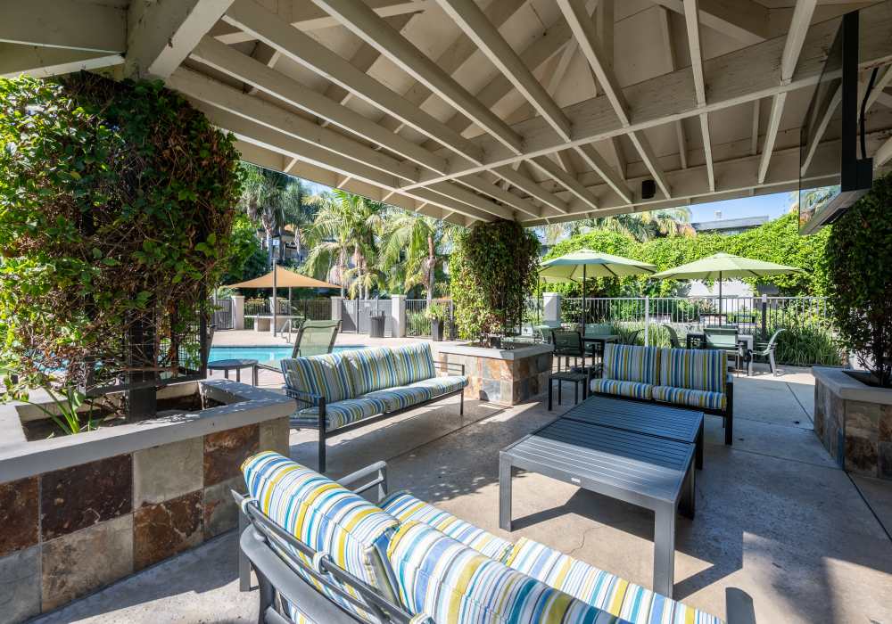 Community outdoor seating at UCE Apartment Homes in Fullerton, California  