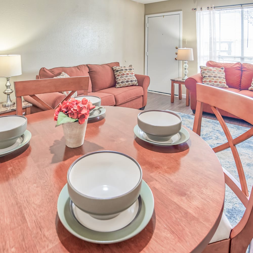 Dining area in Napoleon Square Apartments in Houston, Texas