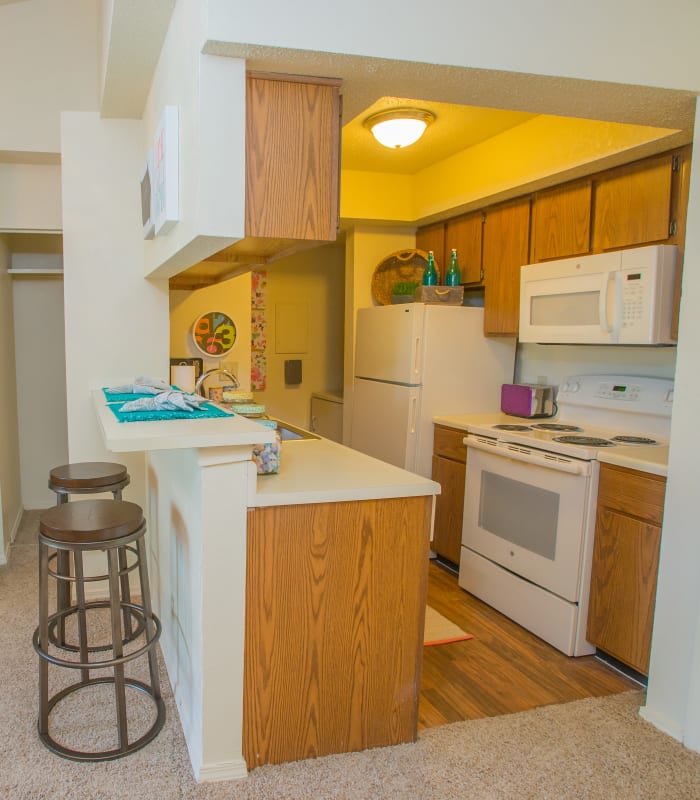 Kitchen with granite countertops at Chardonnay in Tulsa, Oklahoma
