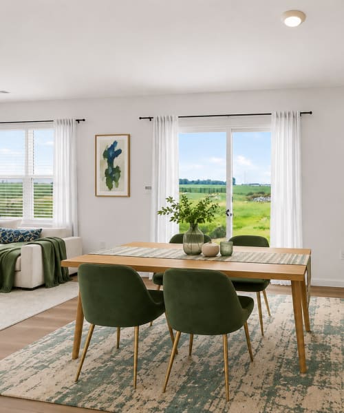 Dining area with windows at Brixin Sonora in Fort Wayne, Indiana
