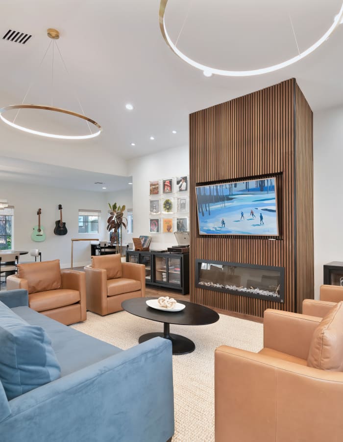 clubhouse lounge at Adagio in Sacramento, California