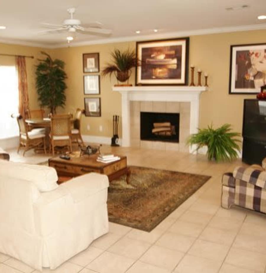 Living room at Twin Oaks in Hattiesburg, Mississippi