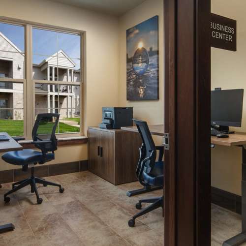 Business centre at Lake Pointe Apartments in Madison, Wisconsin