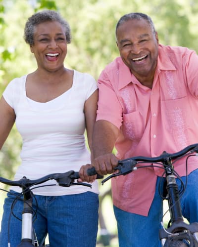 Couple at Village Heights Senior Apartments in Fairport, NY
