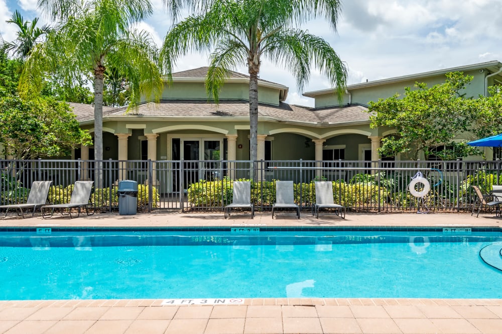 A spacious sundeck at Emerald Dunes Apartments in Miami Gardens, Florida